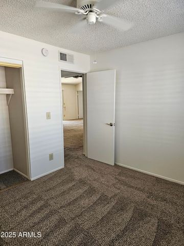 4631 E BOHL Street, Phoenix, AZ 85044