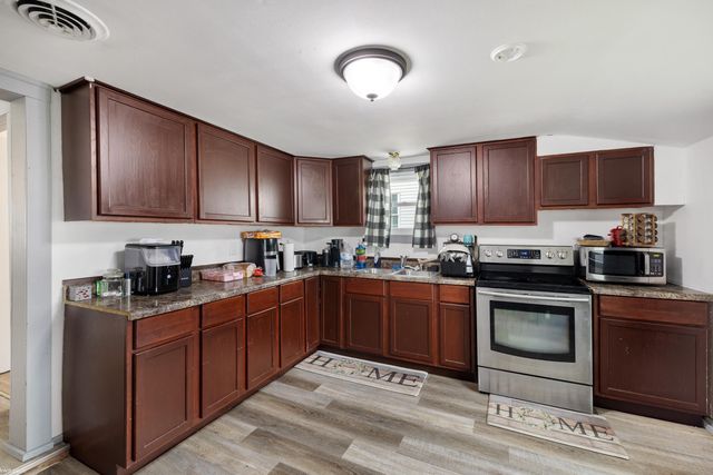 334 Delina Street, Marine City, MI 48039