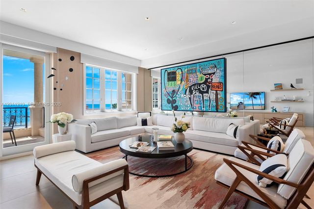 19242 Fisher Island Dr 19242, Miami Beach, FL 33109