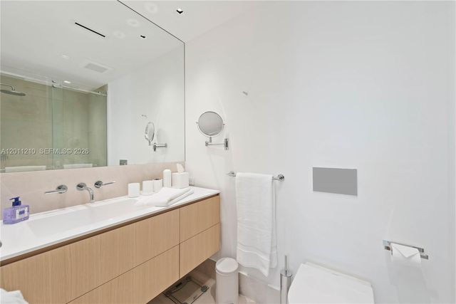 19242 Fisher Island Dr 19242, Miami Beach, FL 33109