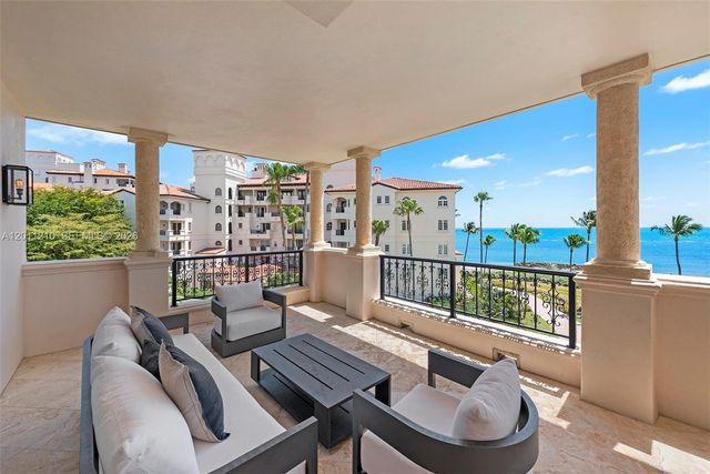 19242 Fisher Island Dr 19242, Miami Beach, FL 33109