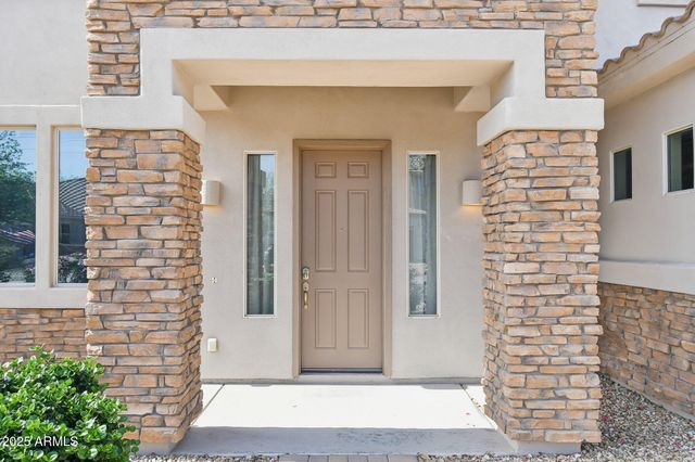 5557 W MINE Trail, Phoenix, AZ 85083