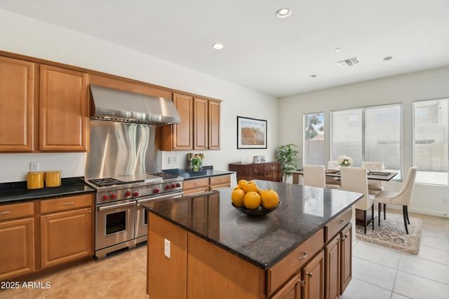 5557 W MINE Trail, Phoenix, AZ 85083