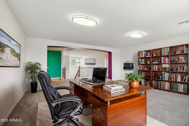 5557 W MINE Trail, Phoenix, AZ 85083