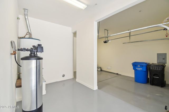 5557 W MINE Trail, Phoenix, AZ 85083