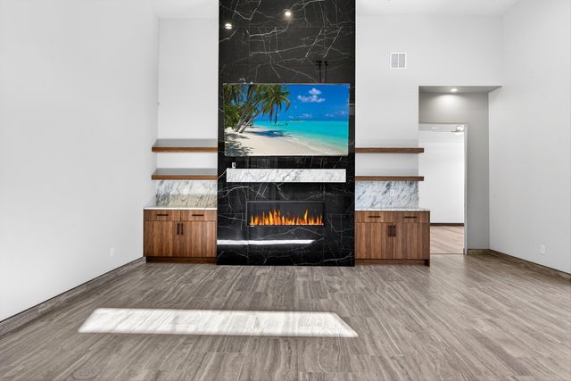 9960 Cardinal Street NW, Albuquerque, NM 87114