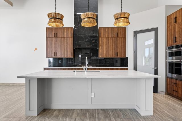 9960 Cardinal Street NW, Albuquerque, NM 87114