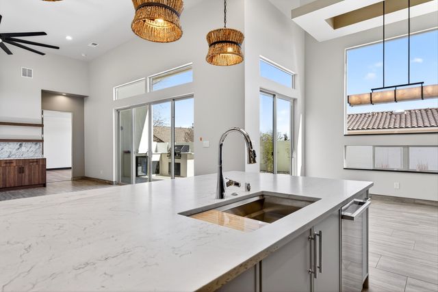 9960 Cardinal Street NW, Albuquerque, NM 87114