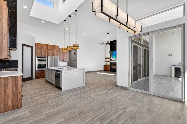 9960 Cardinal Street NW, Albuquerque, NM 87114