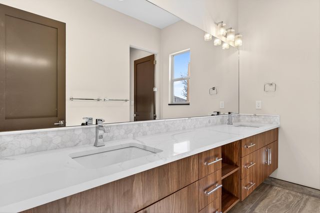 9960 Cardinal Street NW, Albuquerque, NM 87114