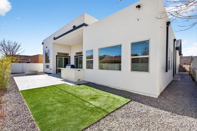 9960 Cardinal Street NW, Albuquerque, NM 87114