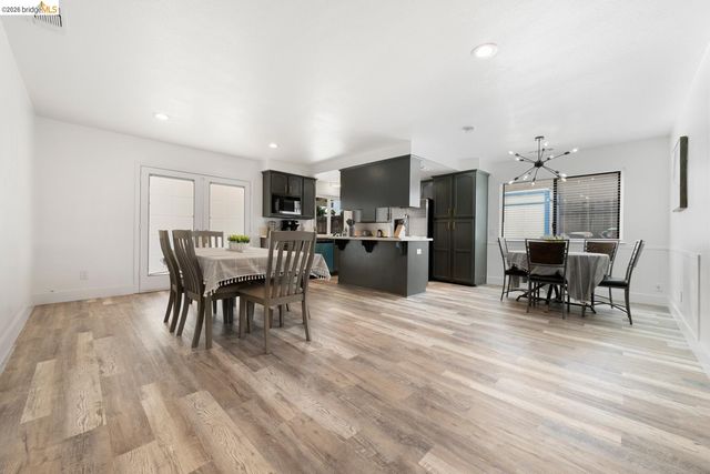 6322 Madison AVE, Carmichael, CA 95608