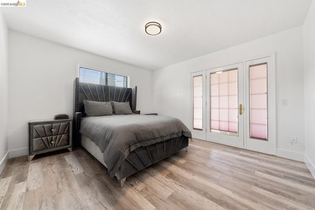 6322 Madison AVE, Carmichael, CA 95608