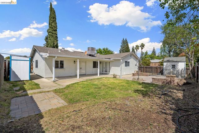 6322 Madison AVE, Carmichael, CA 95608