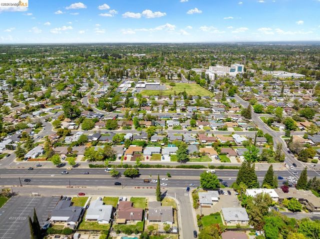 6322 Madison AVE, Carmichael, CA 95608