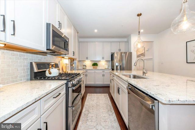 1212 PENNINGTON DR, Brunswick, MD 21716
