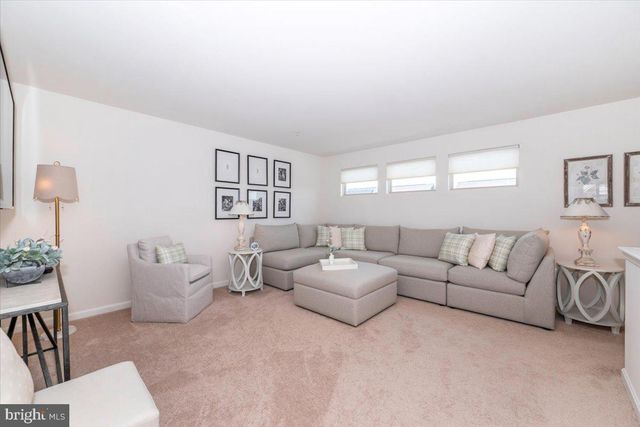 1212 PENNINGTON DR, Brunswick, MD 21716