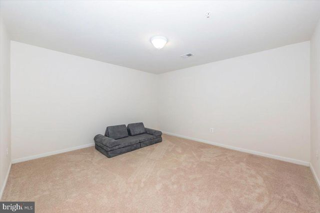 1212 PENNINGTON DR, Brunswick, MD 21716