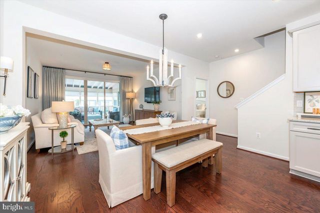 1212 PENNINGTON DR, Brunswick, MD 21716