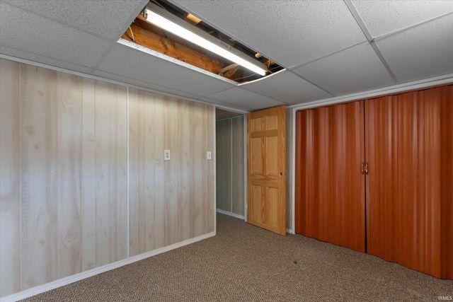 2035 E LaSalle Avenue, Mishawaka, IN 46545
