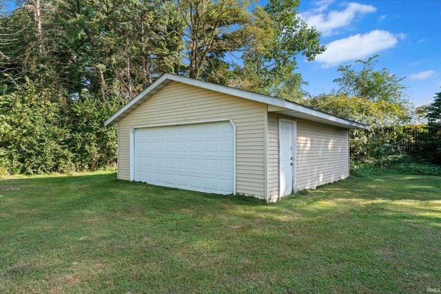 2035 E LaSalle Avenue, Mishawaka, IN 46545