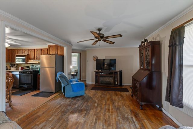 2035 E LaSalle Avenue, Mishawaka, IN 46545