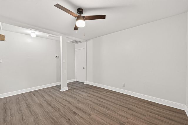 4729 Paradise Lane, Houston, TX 77048