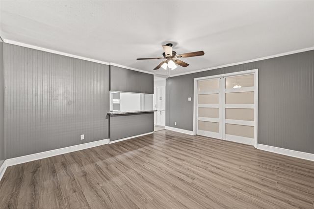 4729 Paradise Lane, Houston, TX 77048