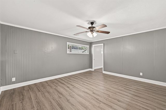 4729 Paradise Lane, Houston, TX 77048