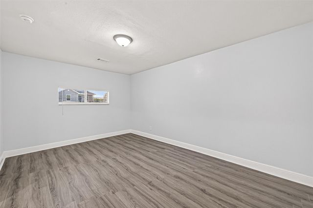 4729 Paradise Lane, Houston, TX 77048