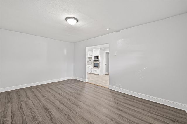 4729 Paradise Lane, Houston, TX 77048