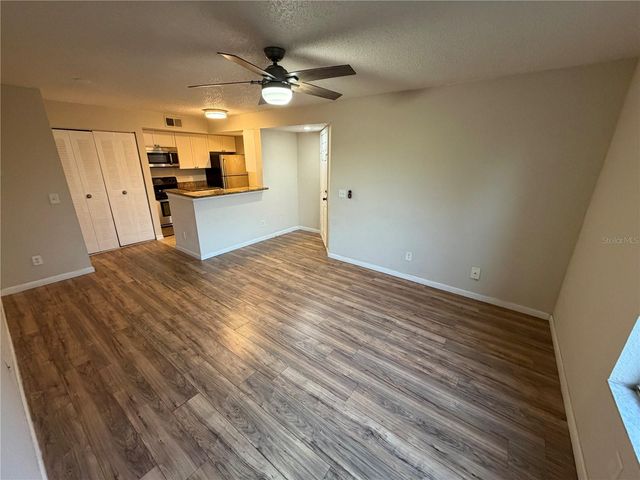 5128 CONROY ROAD 725, Orlando, FL 32811