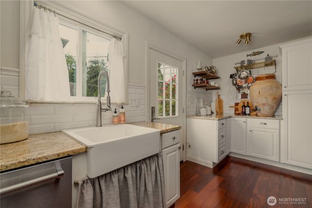 306 N G, Tacoma, WA 98403