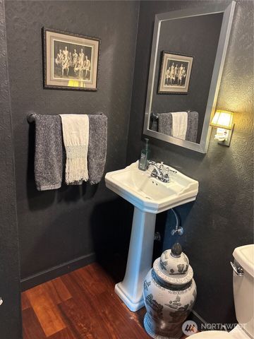 306 N G, Tacoma, WA 98403