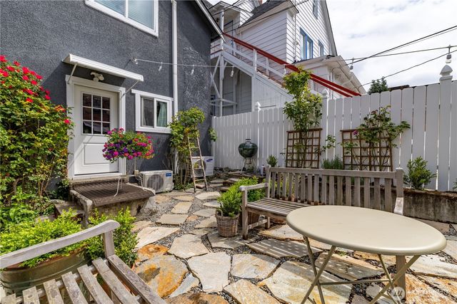 306 N G, Tacoma, WA 98403