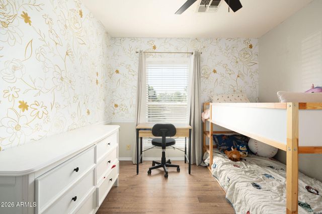 4102 E SIESTA Lane, Phoenix, AZ 85050