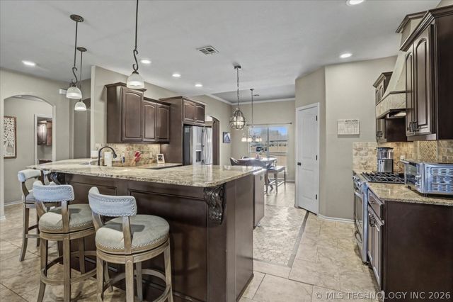 4344 S 245th East Avenue, Broken Arrow, OK 74014