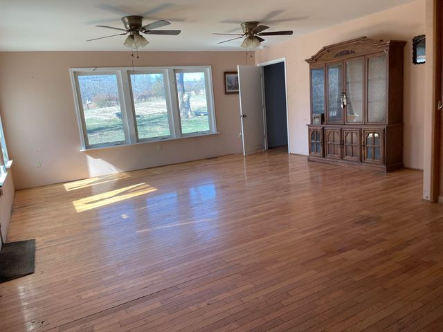 2047 Botetourt RD, Fincastle, VA 24090