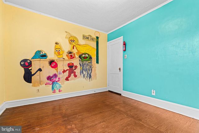6806 N 10TH ST, Philadelphia, PA 19126