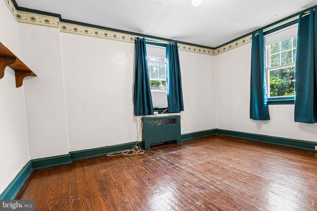 6806 N 10TH ST, Philadelphia, PA 19126
