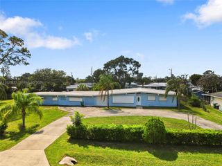 310 E Olive Ave, Port St. Lucie, FL 34952