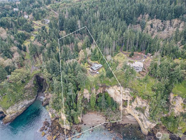 444 Ocean Cove Lane, Port Angeles, WA 98363