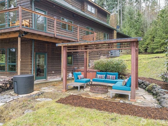 444 Ocean Cove Lane, Port Angeles, WA 98363
