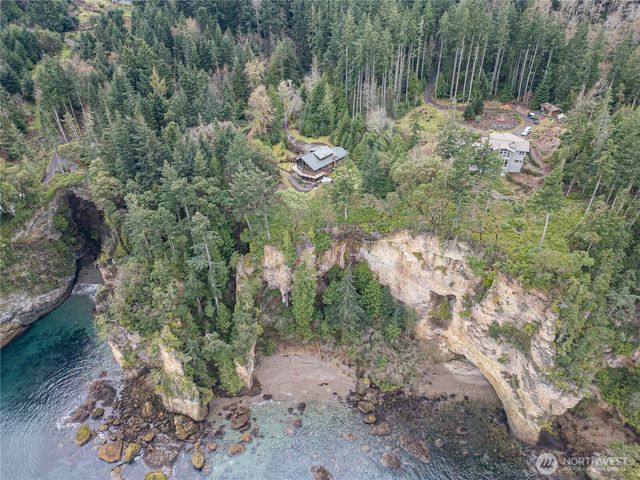 444 Ocean Cove Lane, Port Angeles, WA 98363