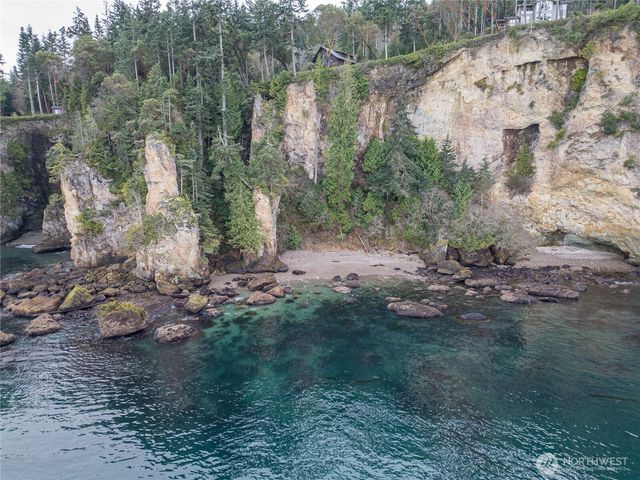 444 Ocean Cove Lane, Port Angeles, WA 98363