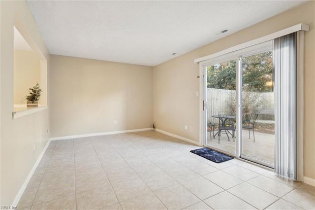 2502 Longleaf CT, Virginia Beach, VA 23454