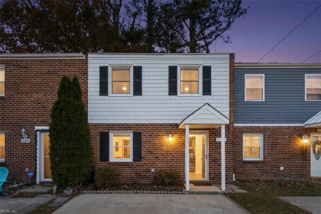 2502 Longleaf CT, Virginia Beach, VA 23454