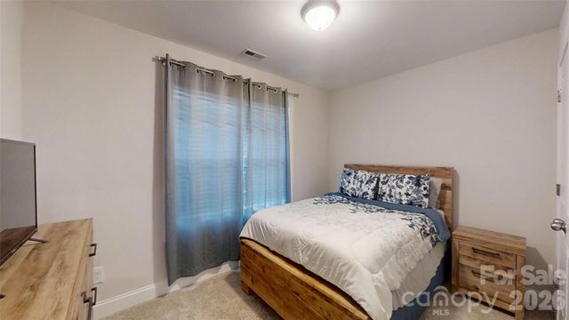 620 13th Street SW, Hickory, NC 28602