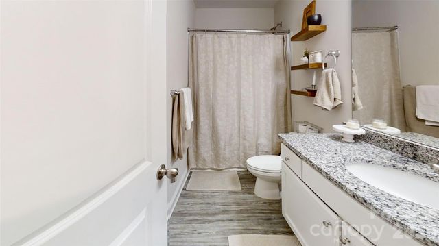 620 13th Street SW, Hickory, NC 28602