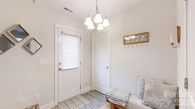 620 13th Street SW, Hickory, NC 28602